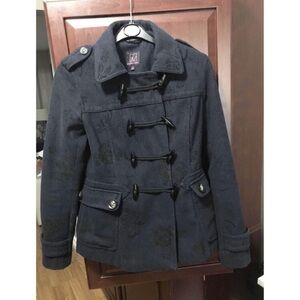 Material Girl junior small (fits women’s XS) peacoat, toggle, floral, navy